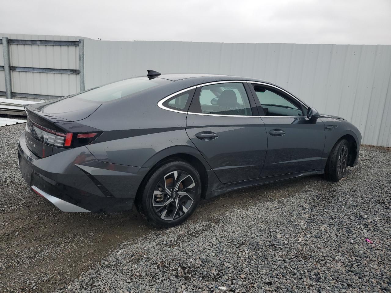 2024 Hyundai Sonata - Image 3