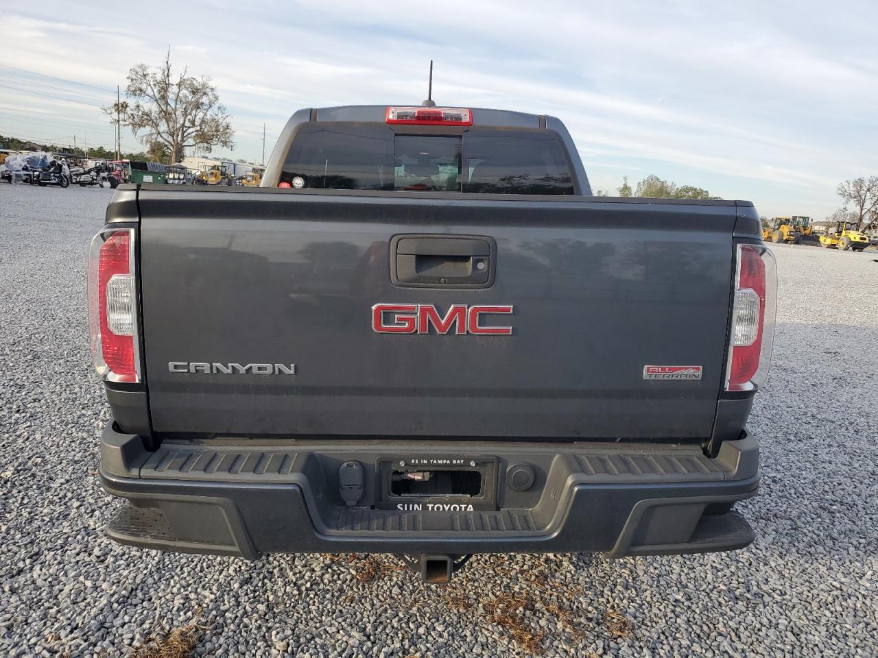 2016 GMC Canyon - Image 6