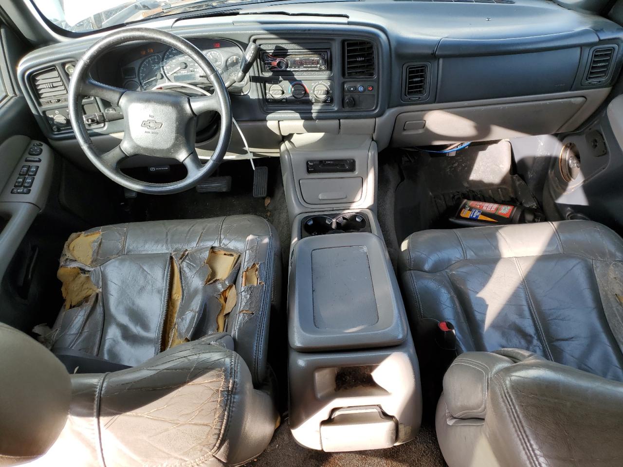 2001 Chevrolet Tahoe - Image 8
