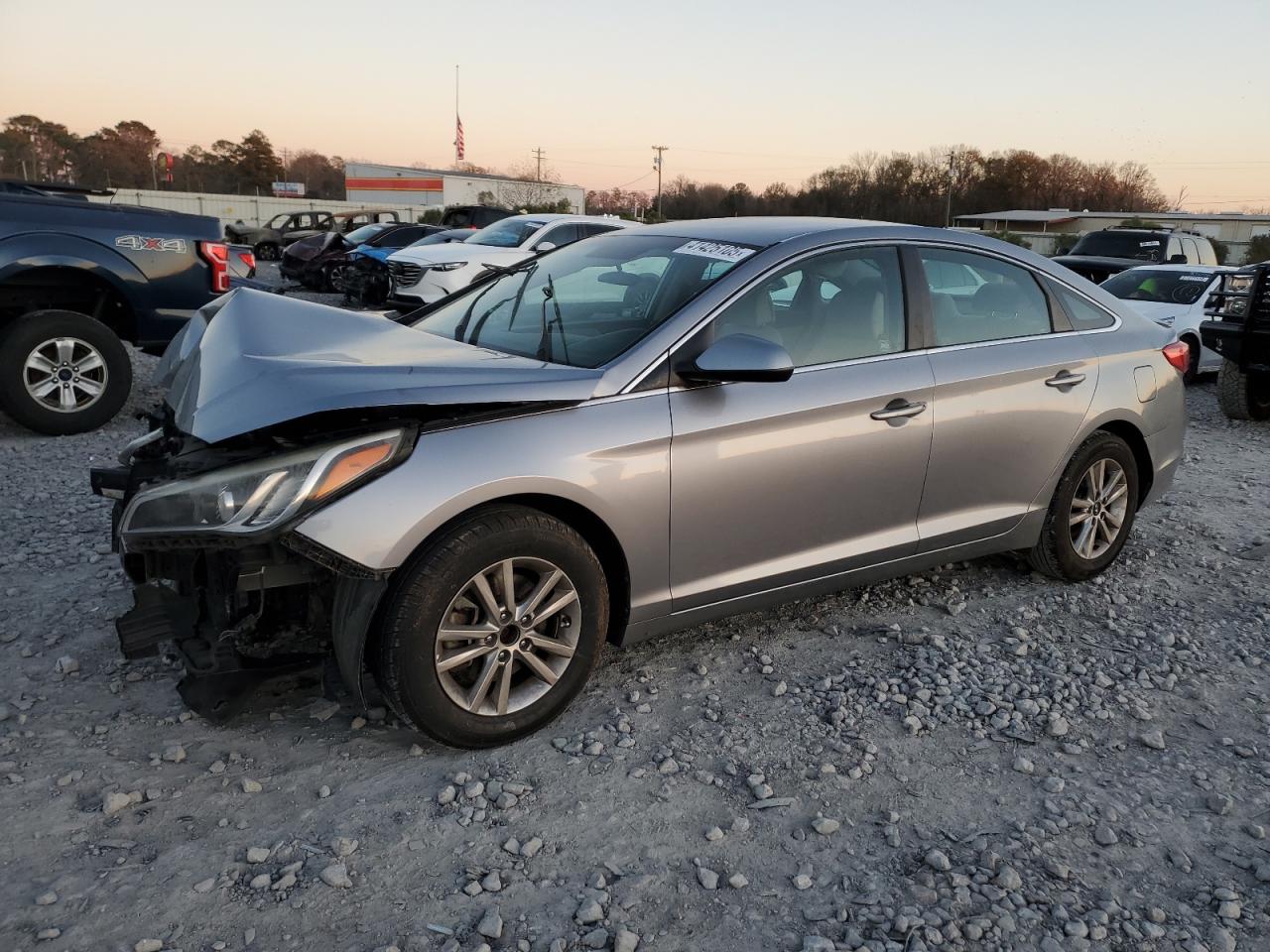 2016 Hyundai Sonata Se للبيع في Montgomery، AL - Front End