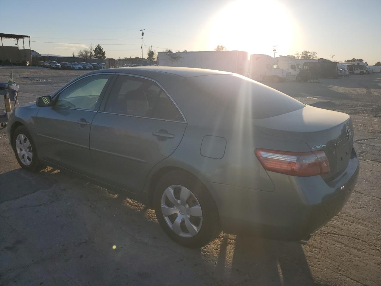 2009 Toyota Camry - Image 2