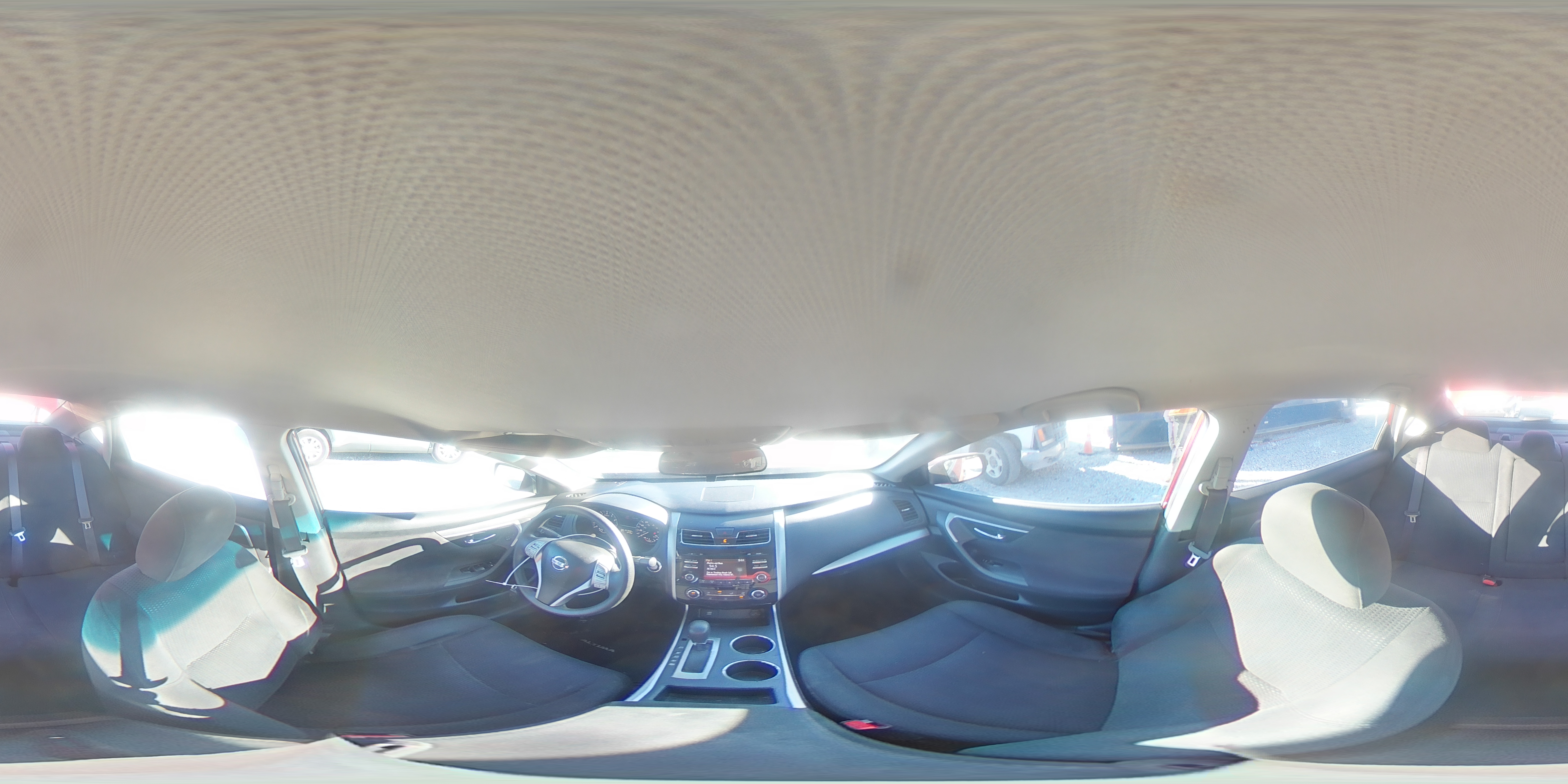 2015 Nissan Altima - Image 14