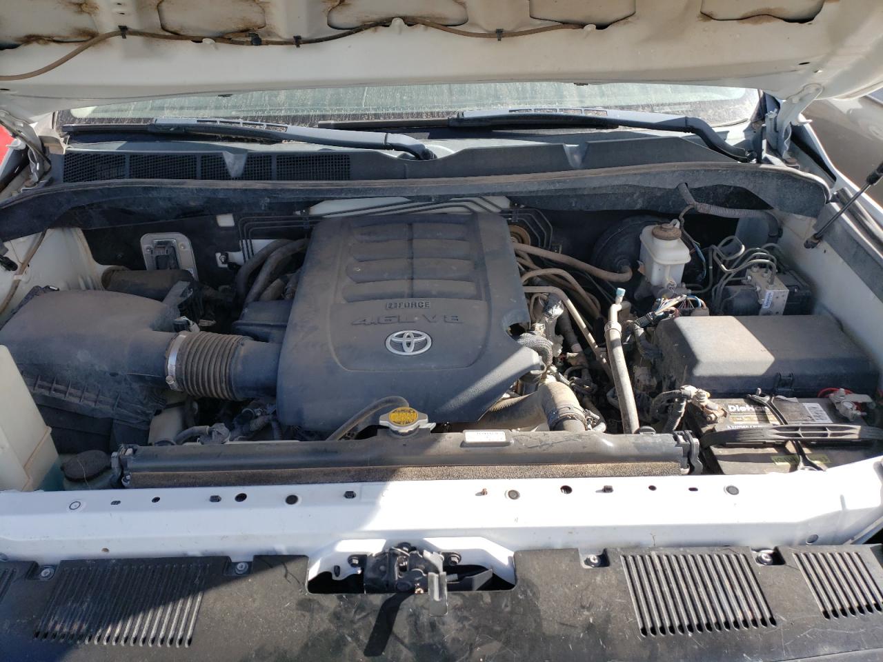 2014 Toyota Tundra - Image 11