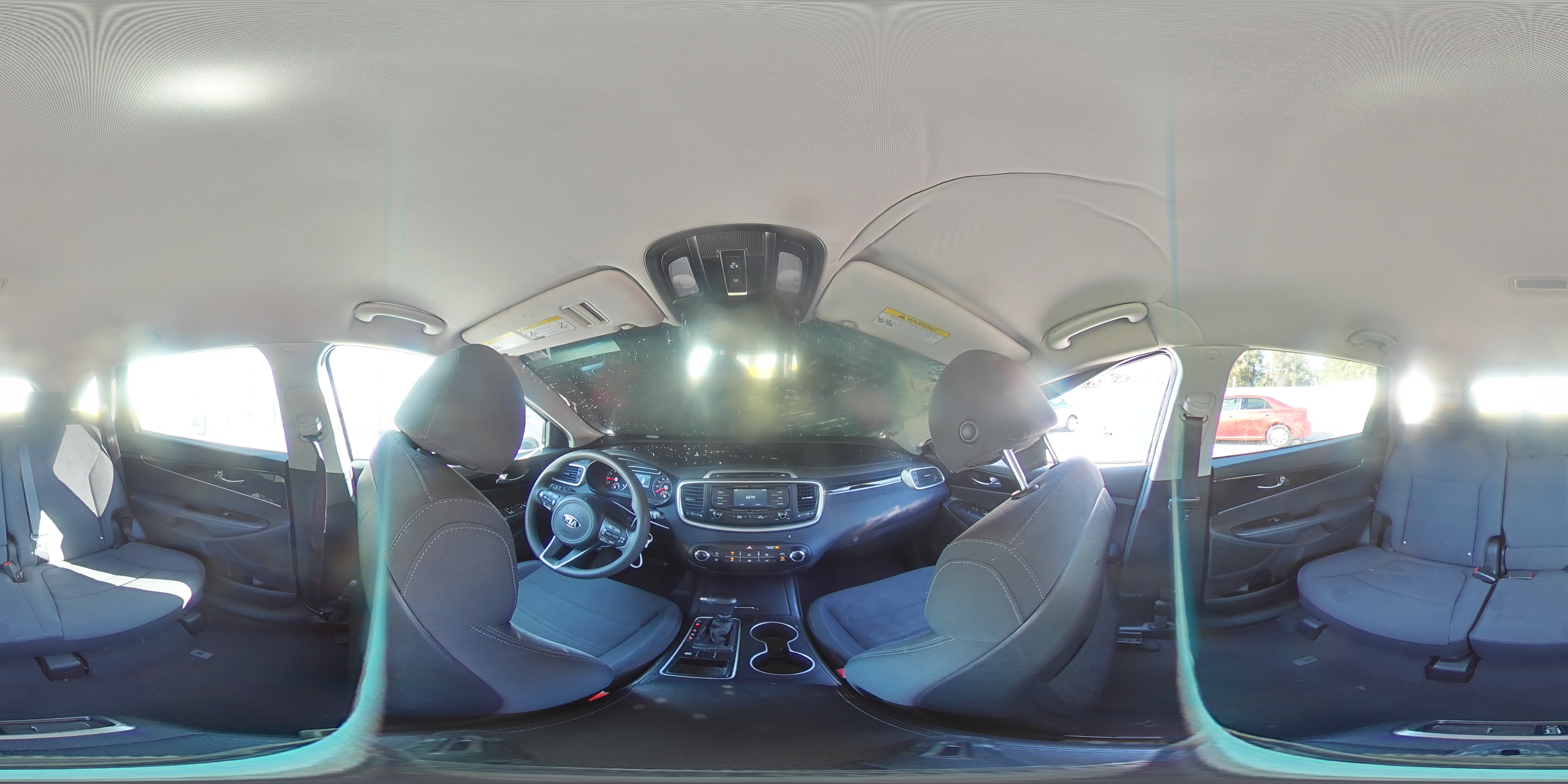 2018 Kia Sorento - Image 13