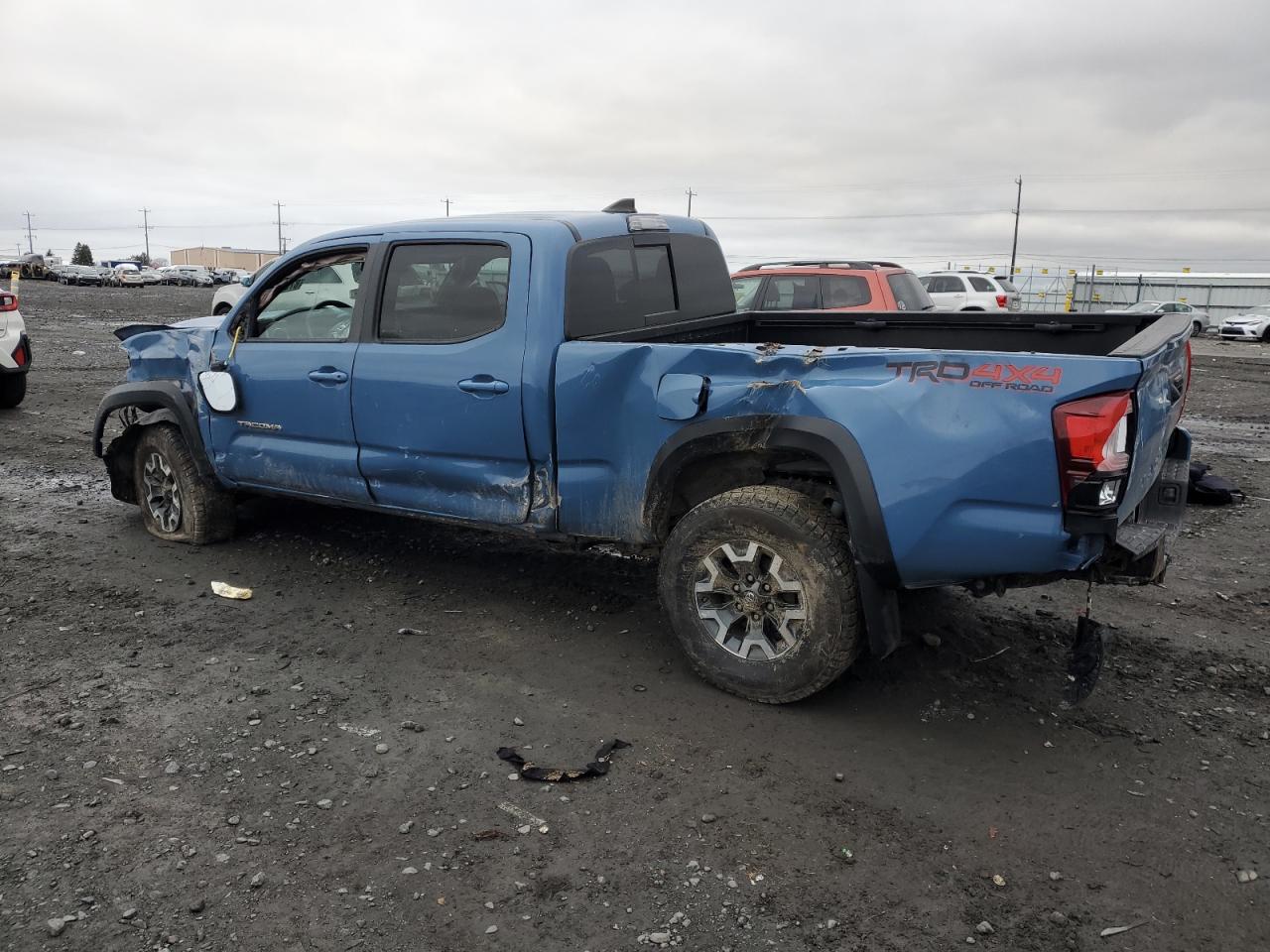 2019 Toyota Tacoma - Image 2