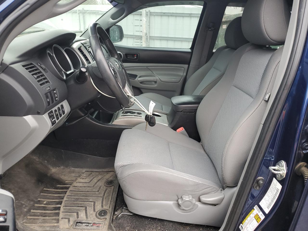 2014 Toyota Tacoma - Image 7
