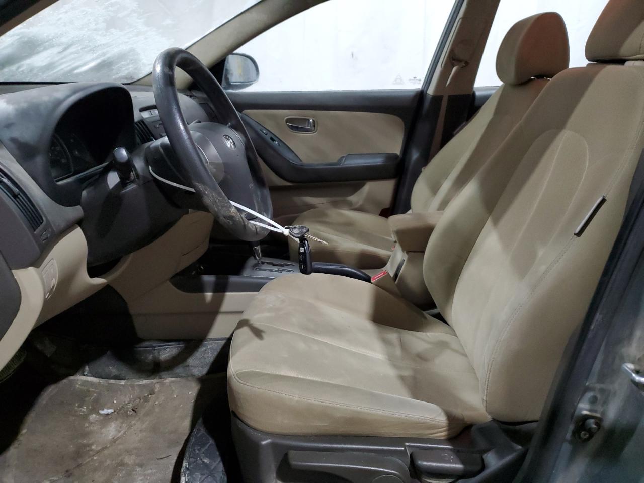 2010 Hyundai Elantra - Image 7