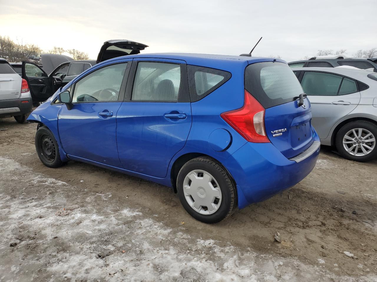 2015 Nissan Versa - Image 2