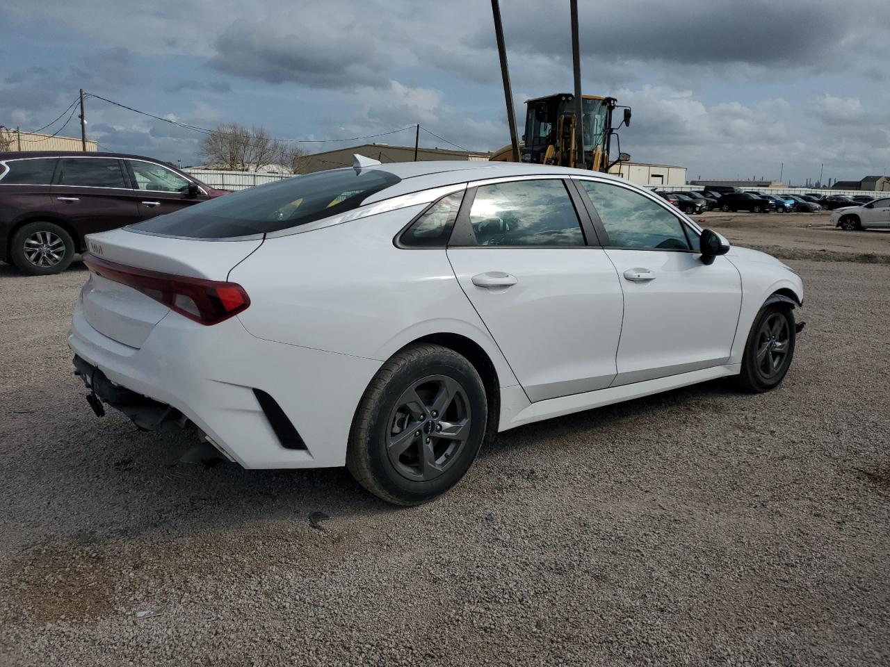 2023 Kia K5 - Image 3