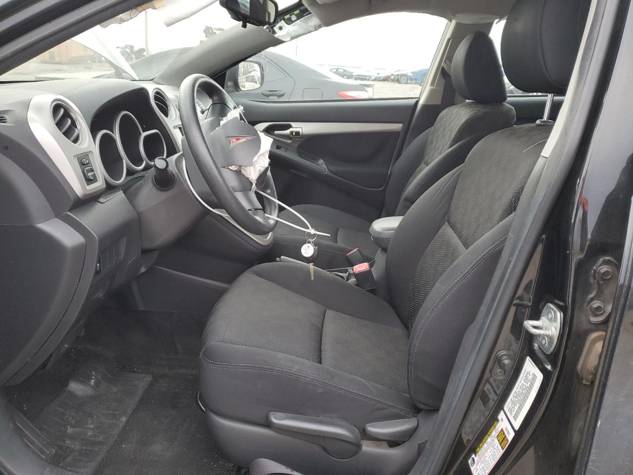 2009 Pontiac Vibe - Image 7