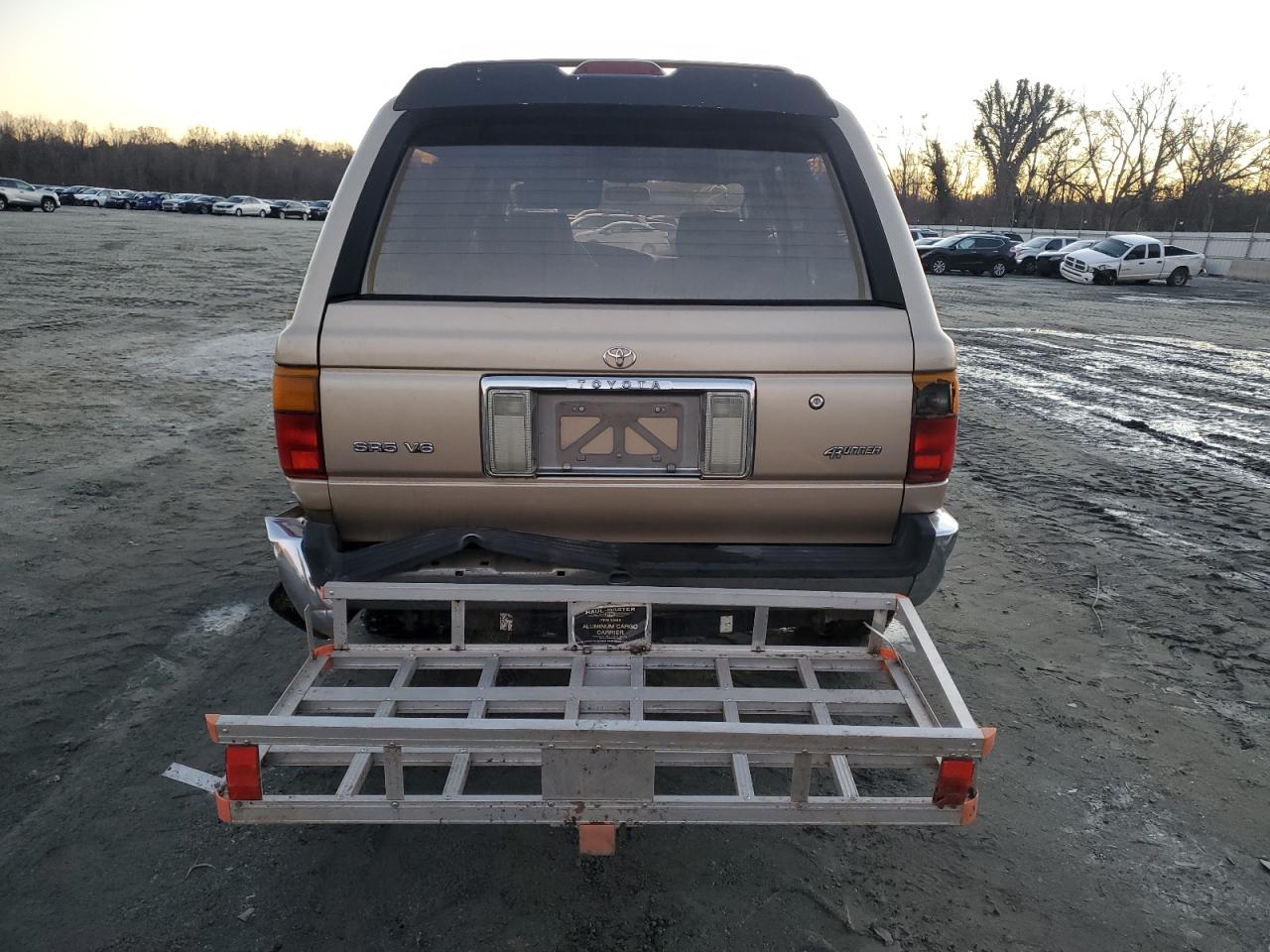 1995 Toyota 4Runner - Image 6