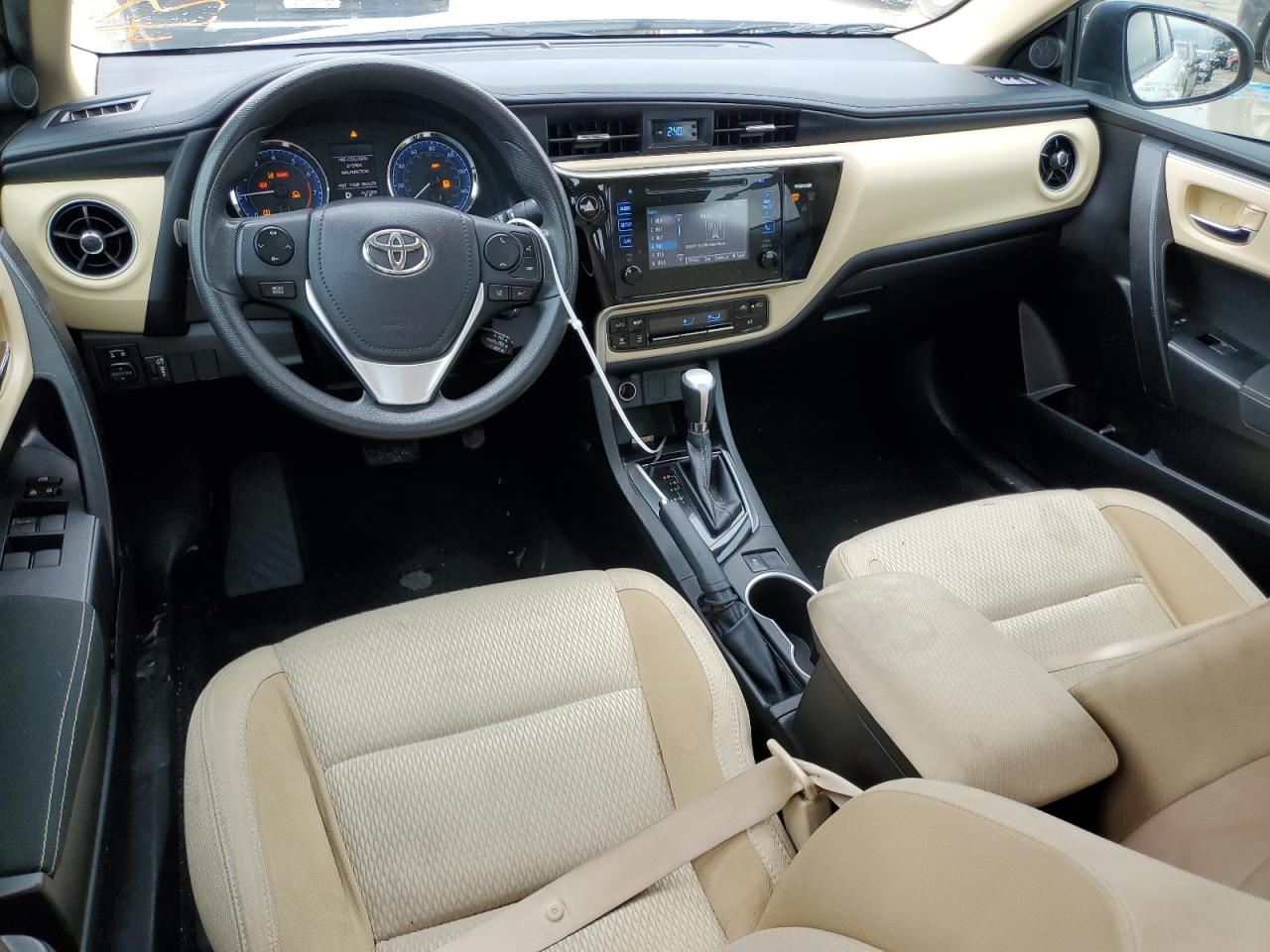 2017 Toyota Corolla - Image 8