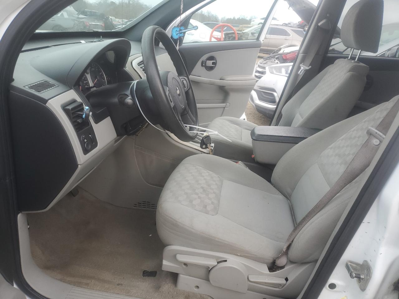 2005 Chevrolet Equinox - Image 7