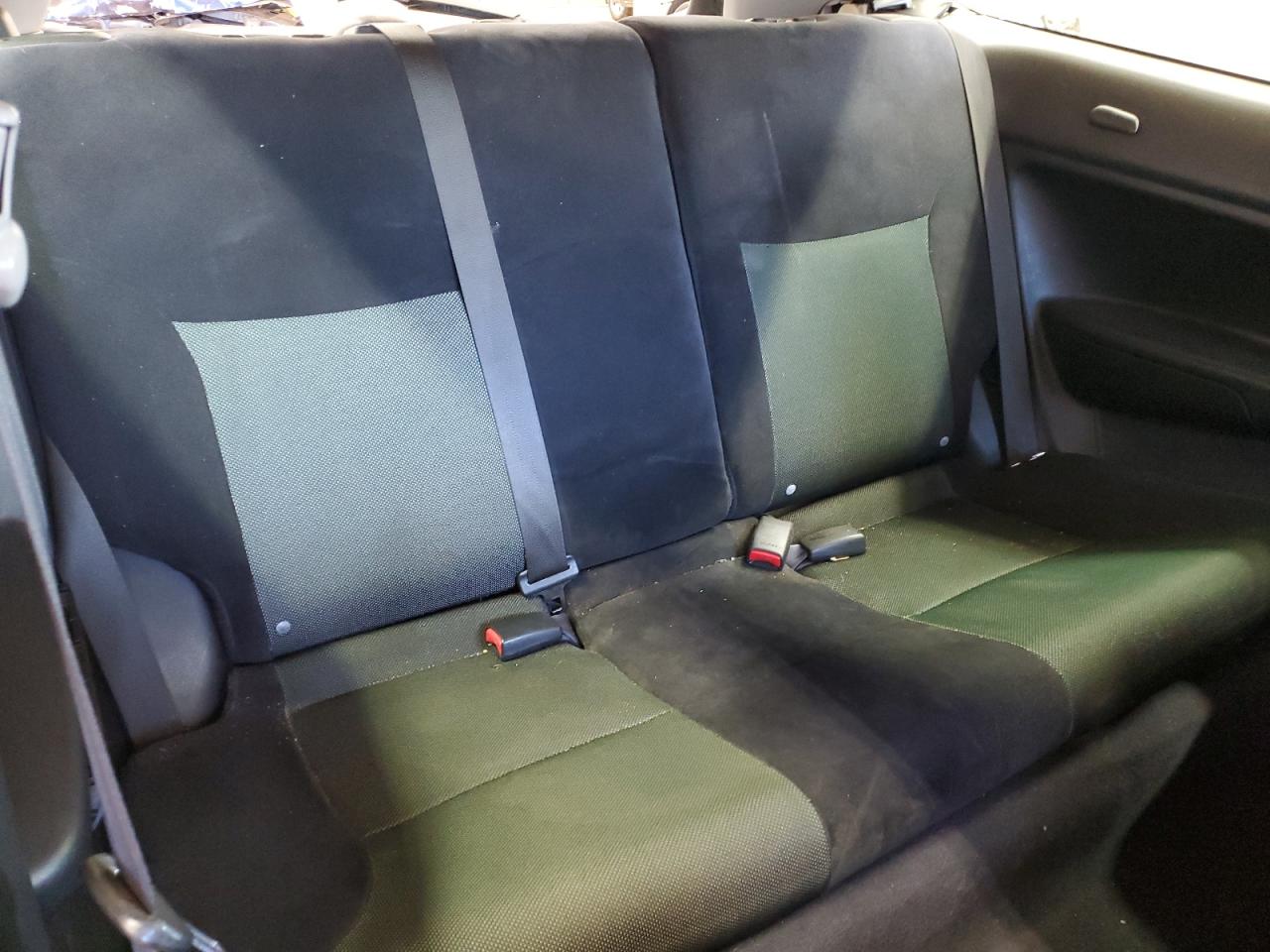 2004 Honda Civic - Image 10