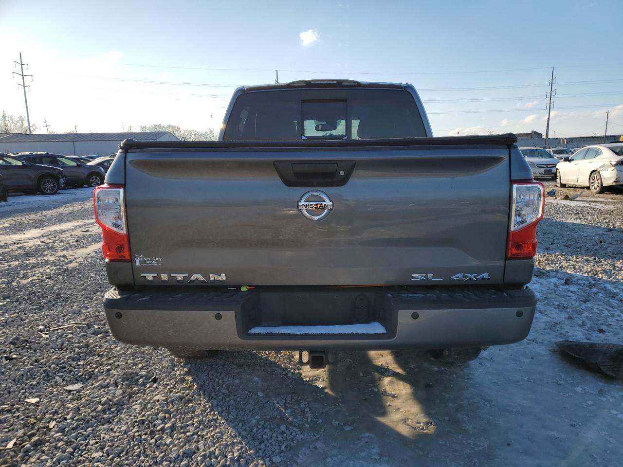 2017 Nissan Titan - Image 6