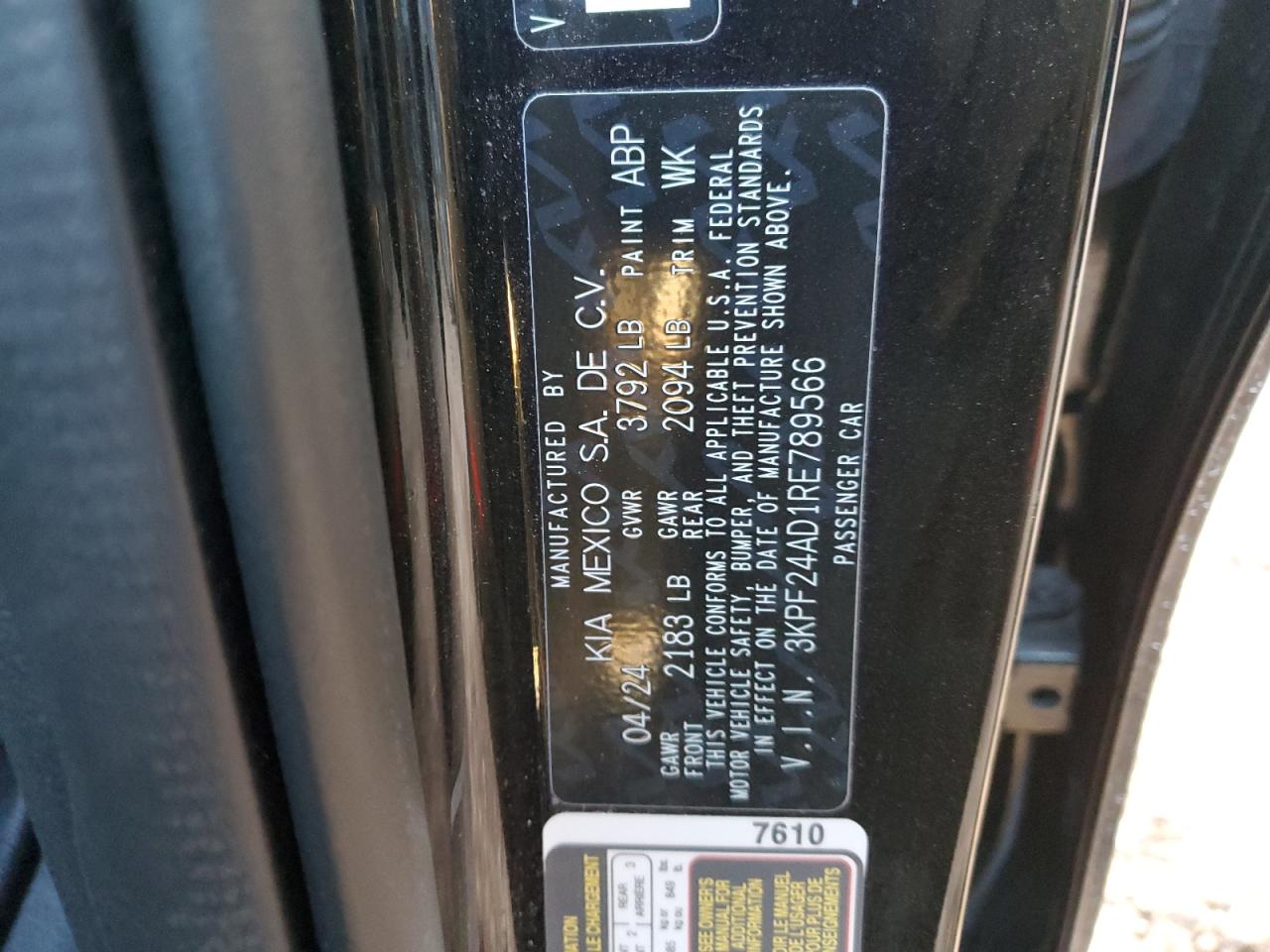 2024 Kia Forte - Image 12
