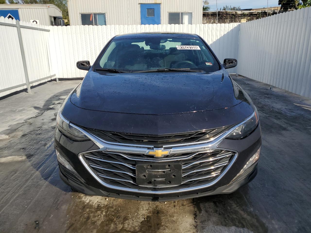 2023 Chevrolet Malibu - Image 5