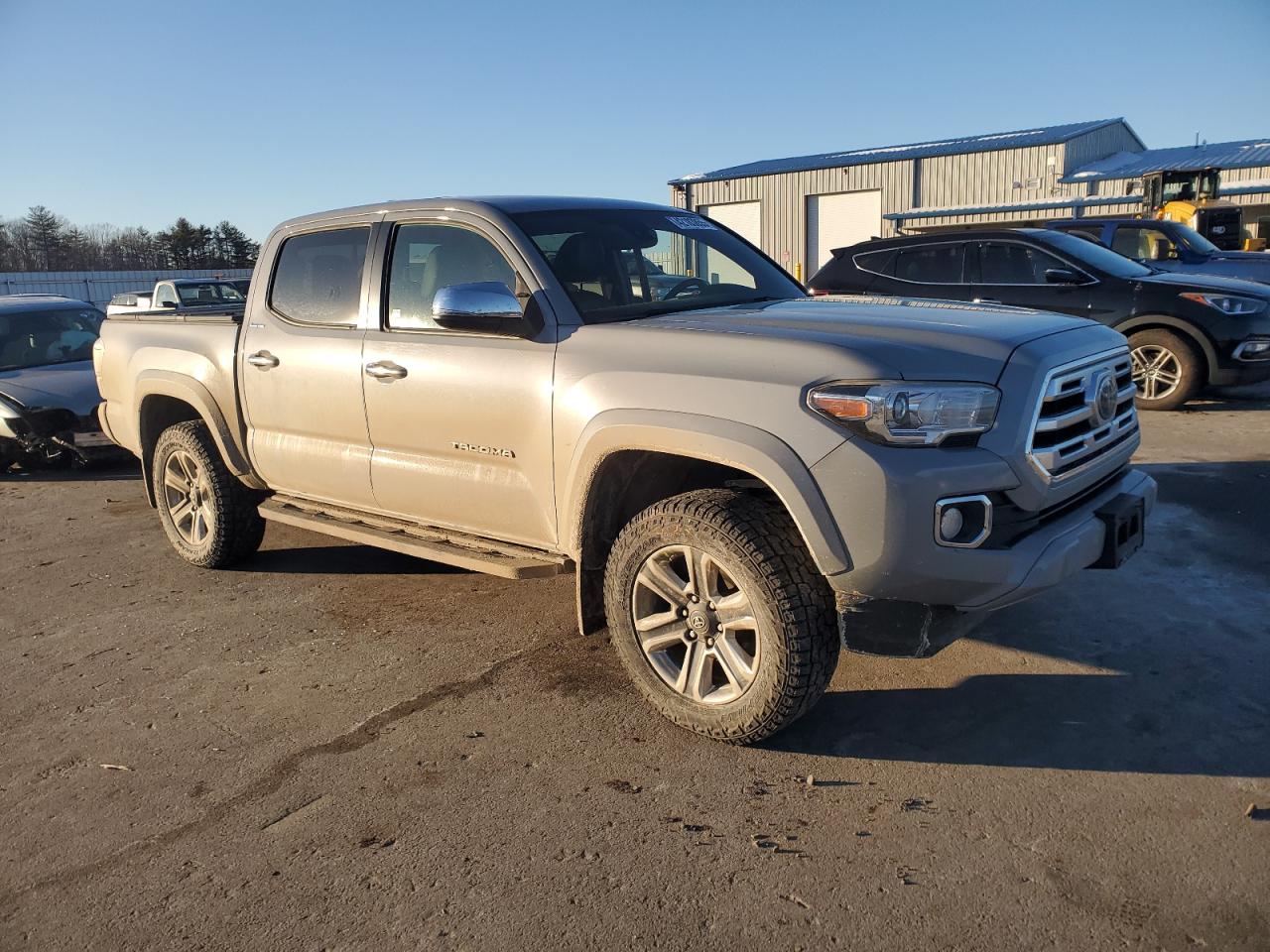 2018 Toyota Tacoma - Image 4