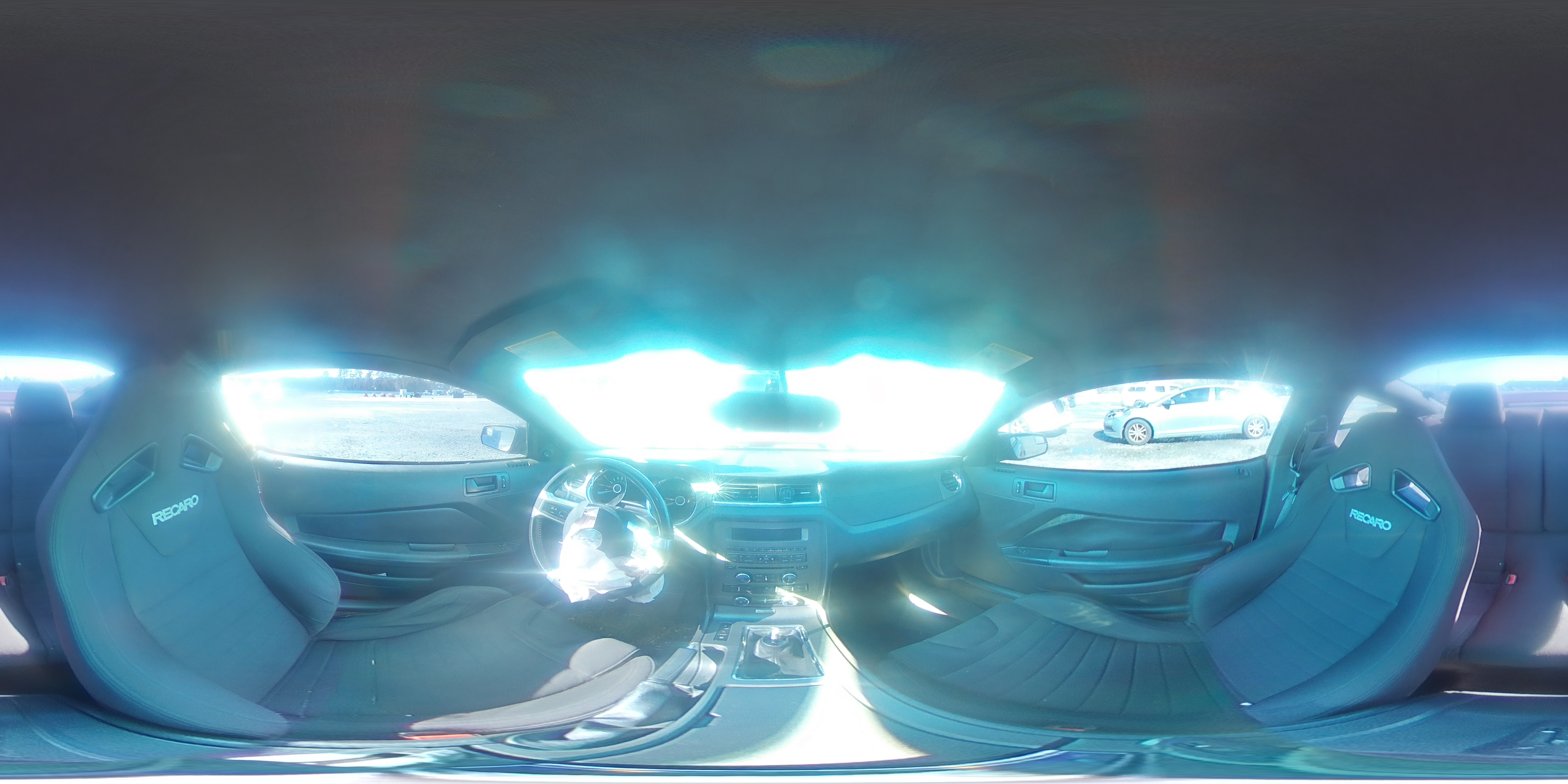2014 Ford Mustang - Image 13