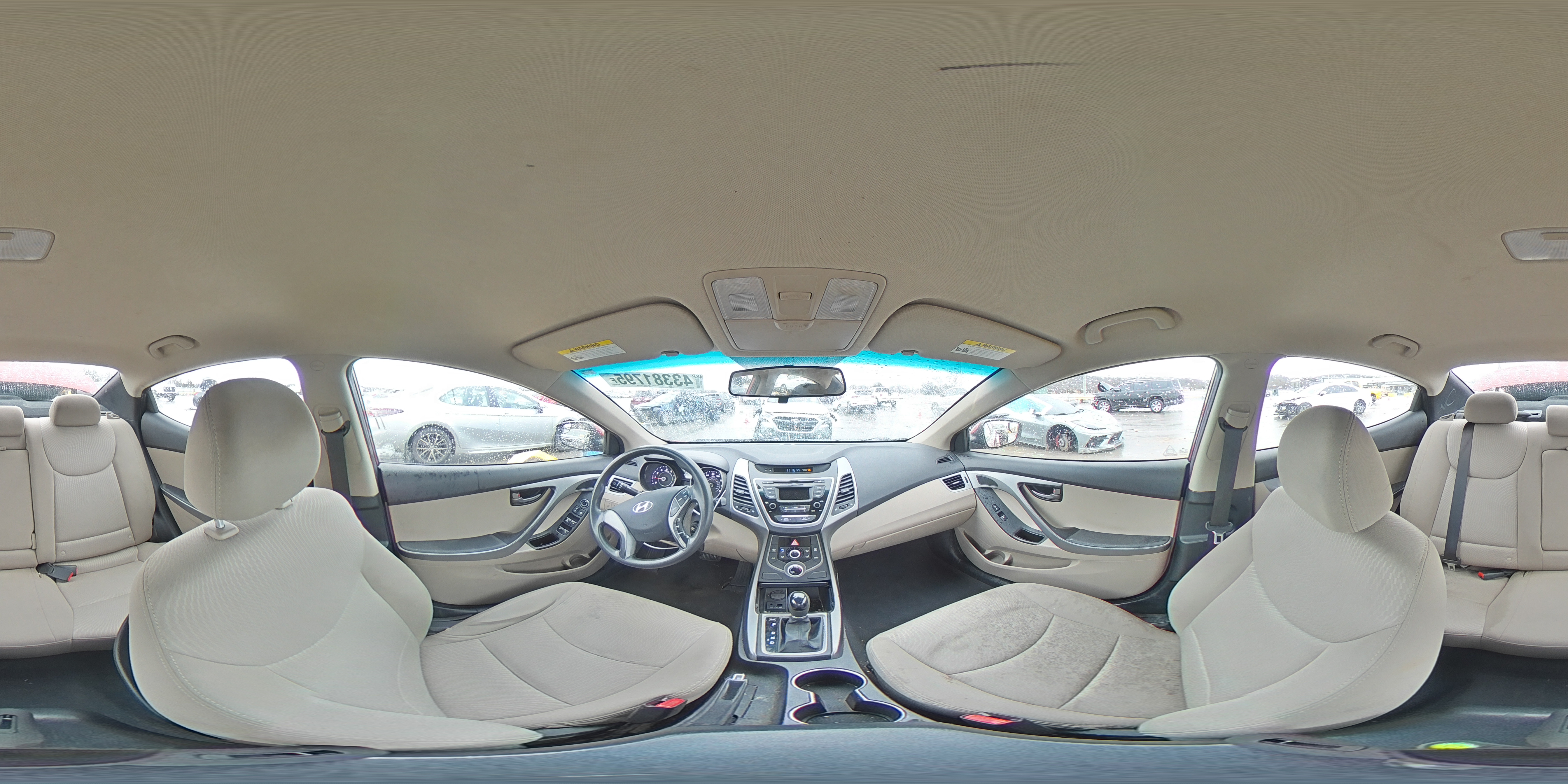 2014 Hyundai Elantra - Image 12