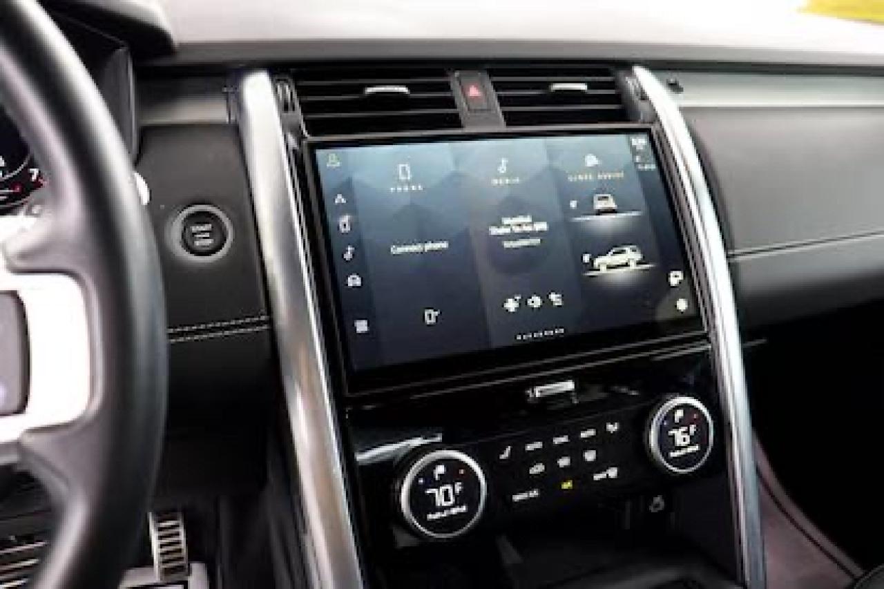 2022 Land Rover Discovery - Image 9