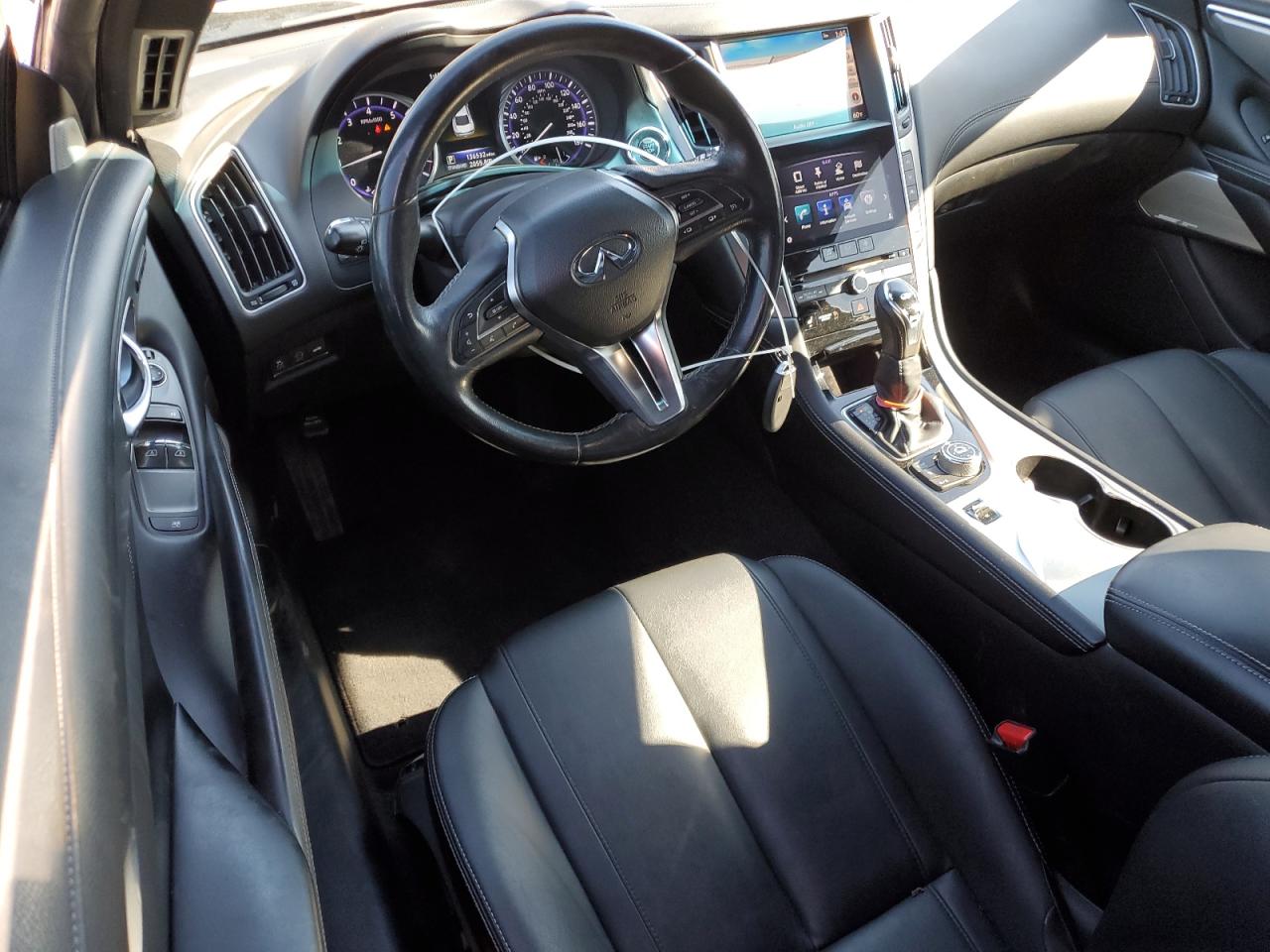 2017 Infiniti Q60 - Image 8