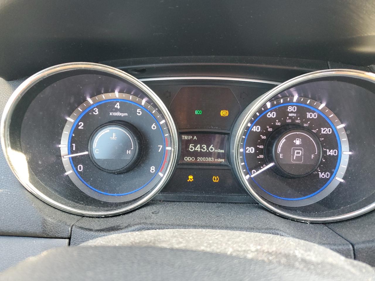 2012 Hyundai Sonata - Image 9