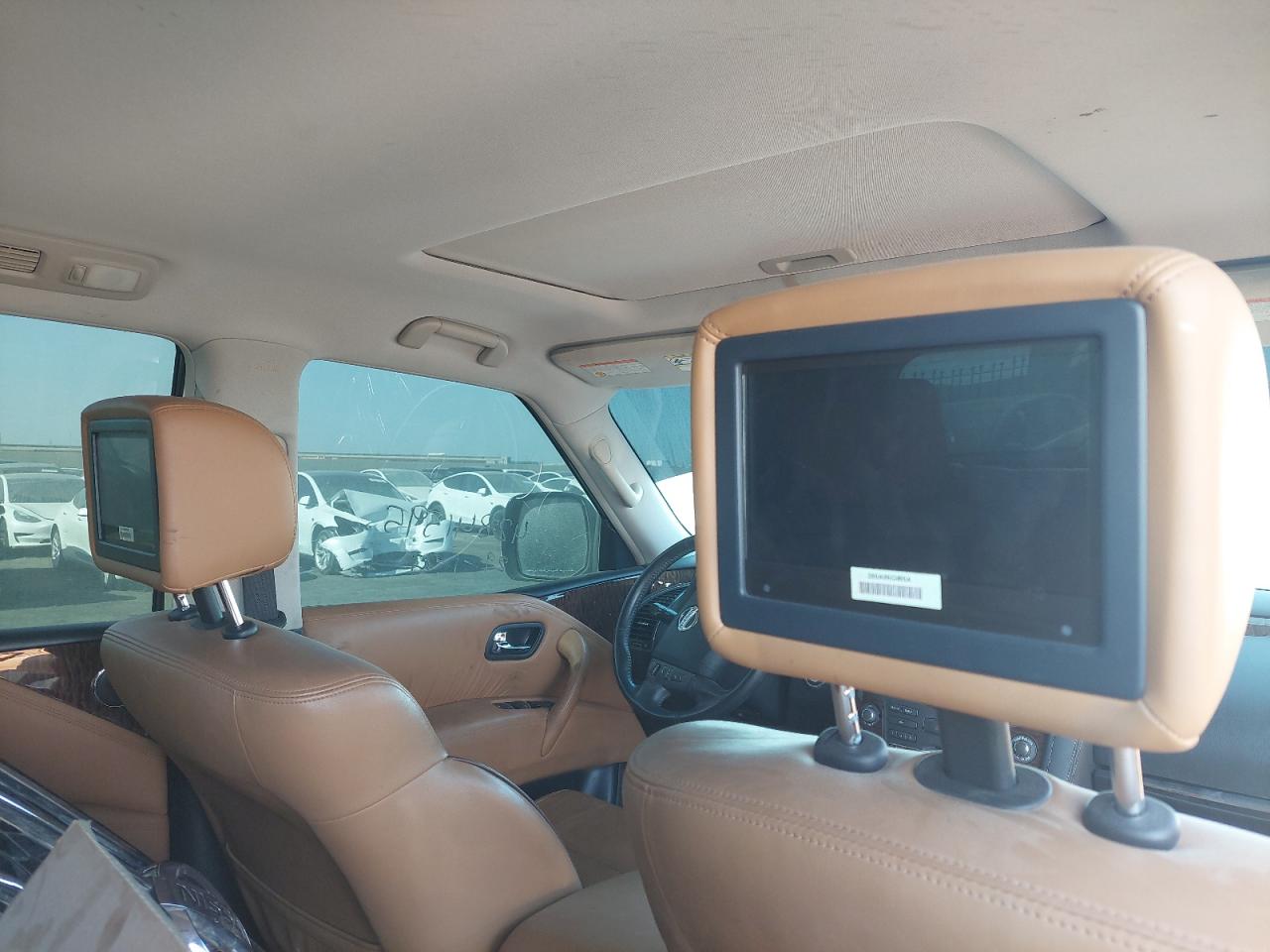 JN8AY2NY8J9351585 - 2018 Nissan Patrol - #42841595