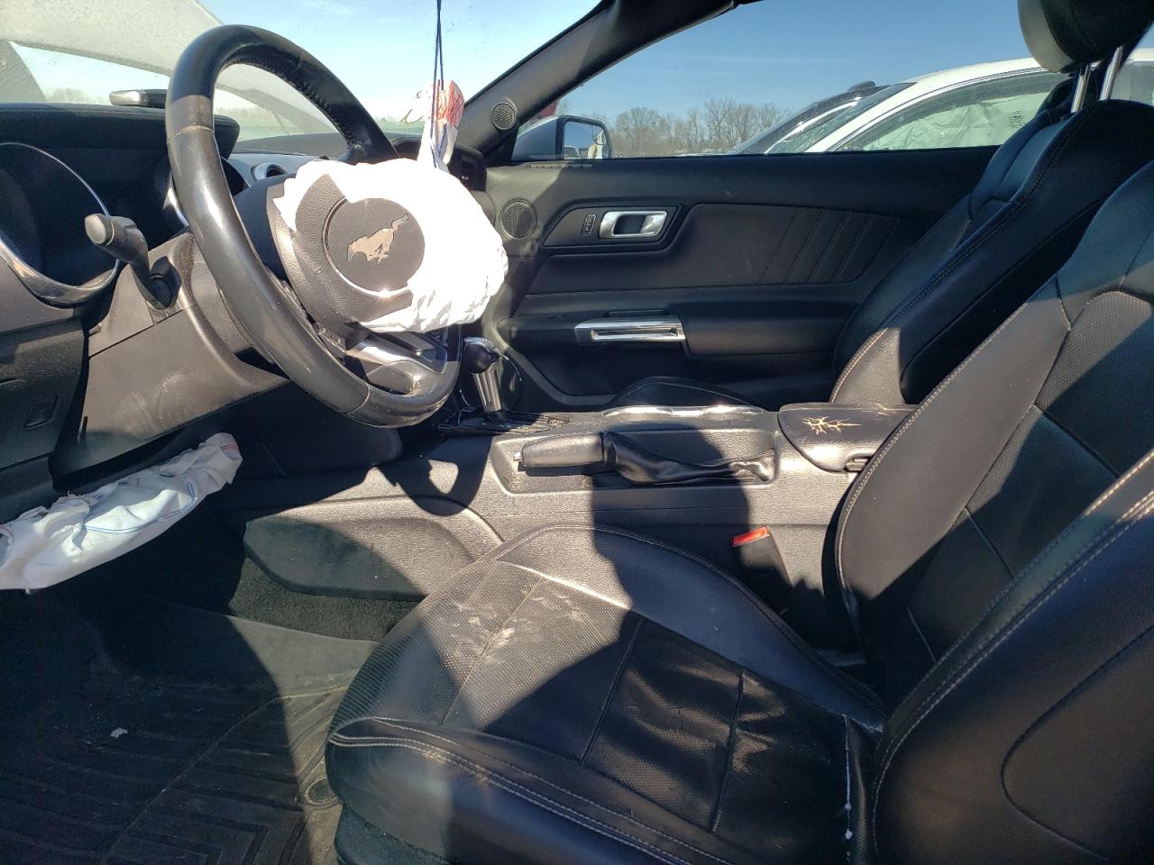 2018 Ford Mustang - Image 7
