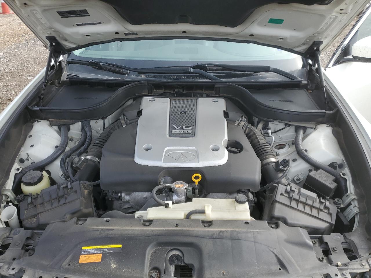 2011 Infiniti G - Image 11