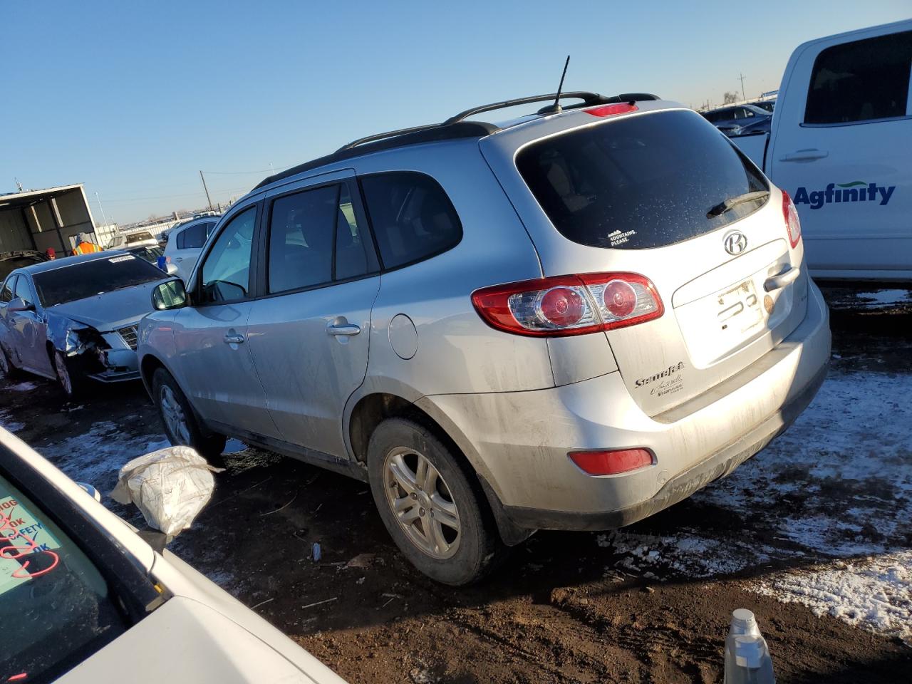 2012 Hyundai Santa Fe - Image 2