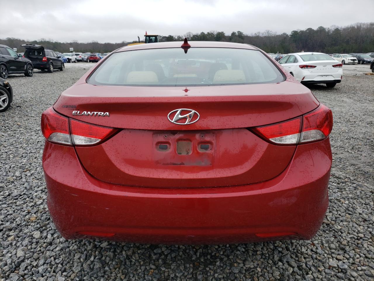 2013 Hyundai Elantra - Image 6