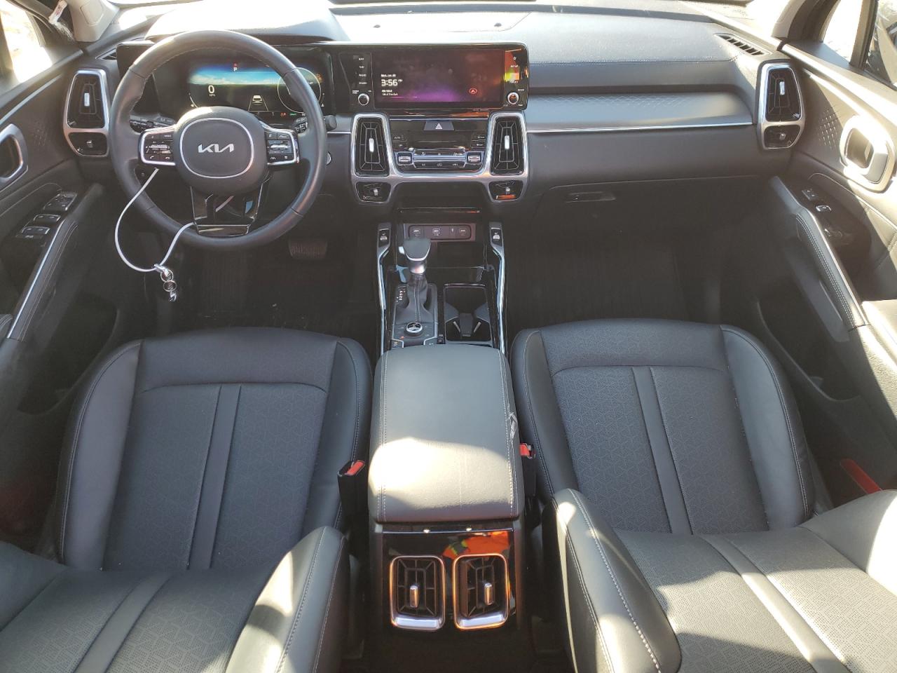 2023 Kia Sorento - Image 8