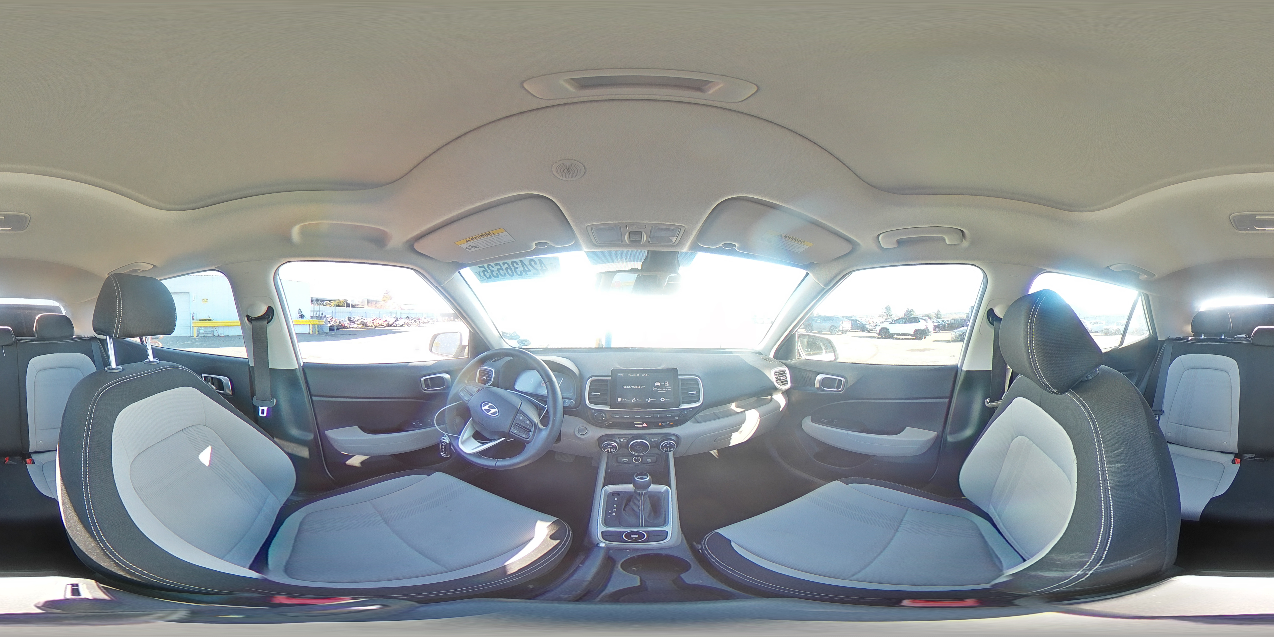 2024 Hyundai Venue - Image 13