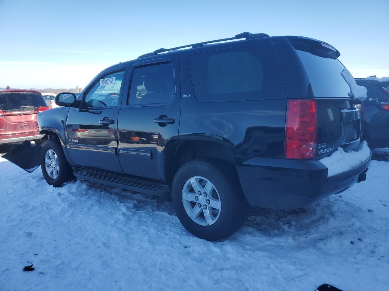 2011 GMC Yukon - Image 2
