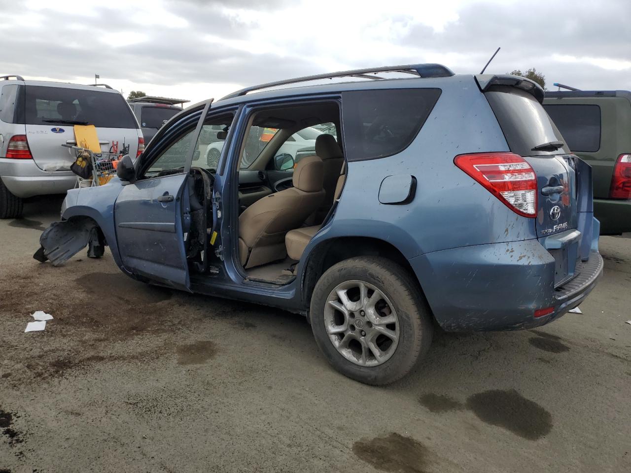 2009 Toyota RAV 4 - Image 2