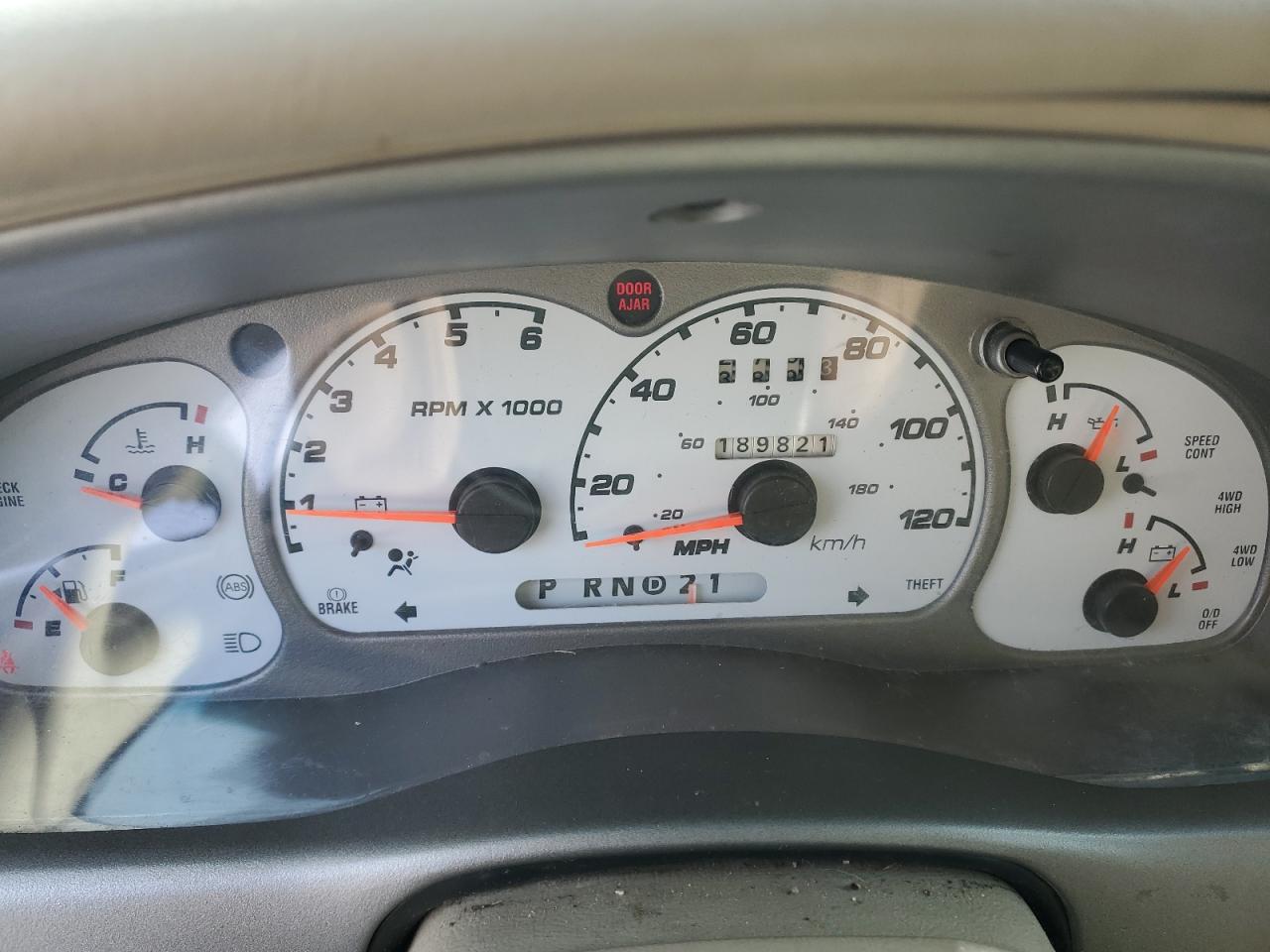 2003 Ford Explorer - Image 9