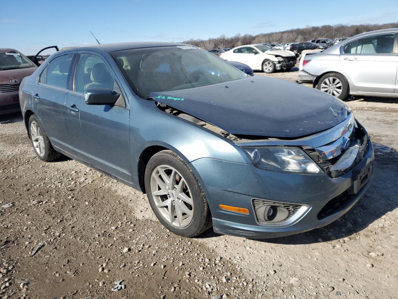 2011 Ford Fusion - Image 4