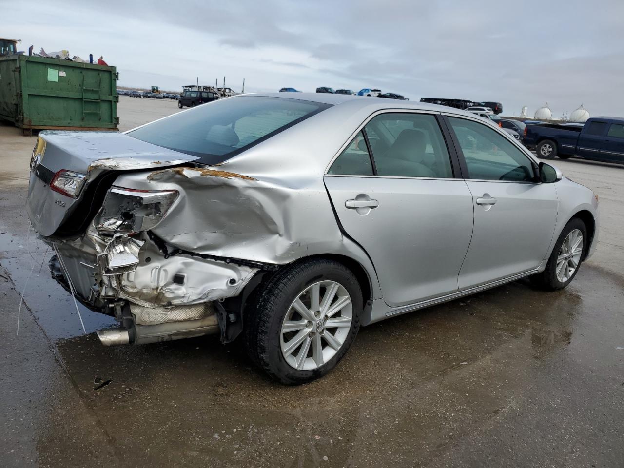 2014 Toyota Camry - Image 3