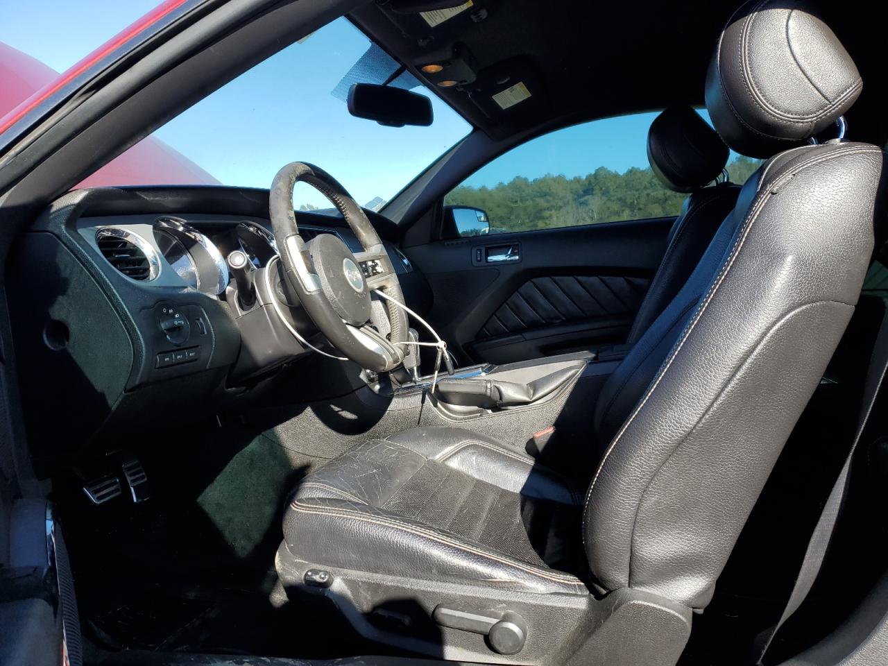 2012 Ford Mustang - Image 7