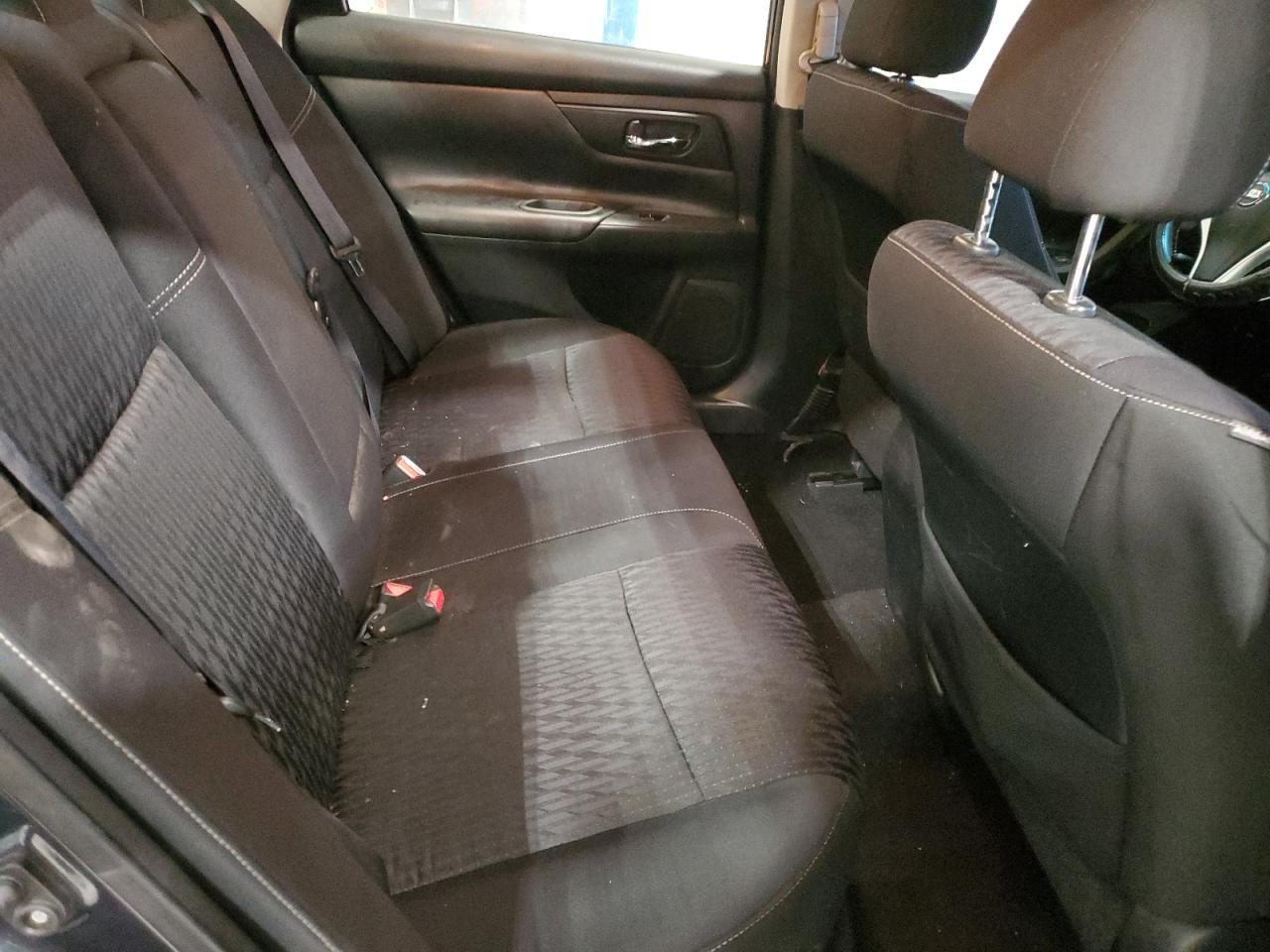 2018 Nissan Altima - Image 10