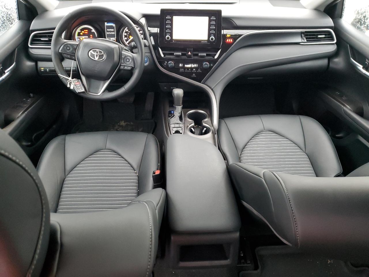 2024 Toyota Camry - Image 8