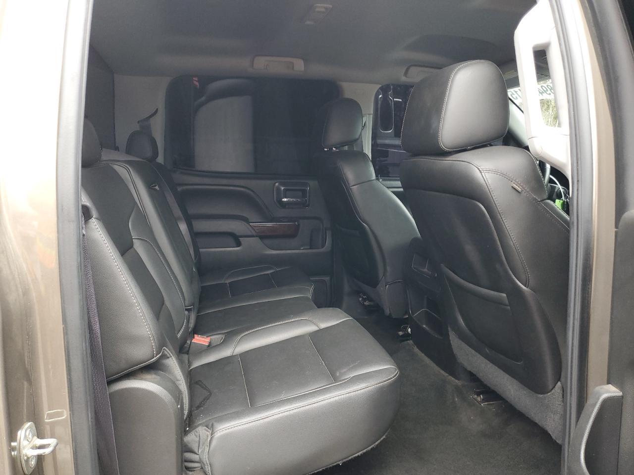 2015 GMC Sierra - Image 10