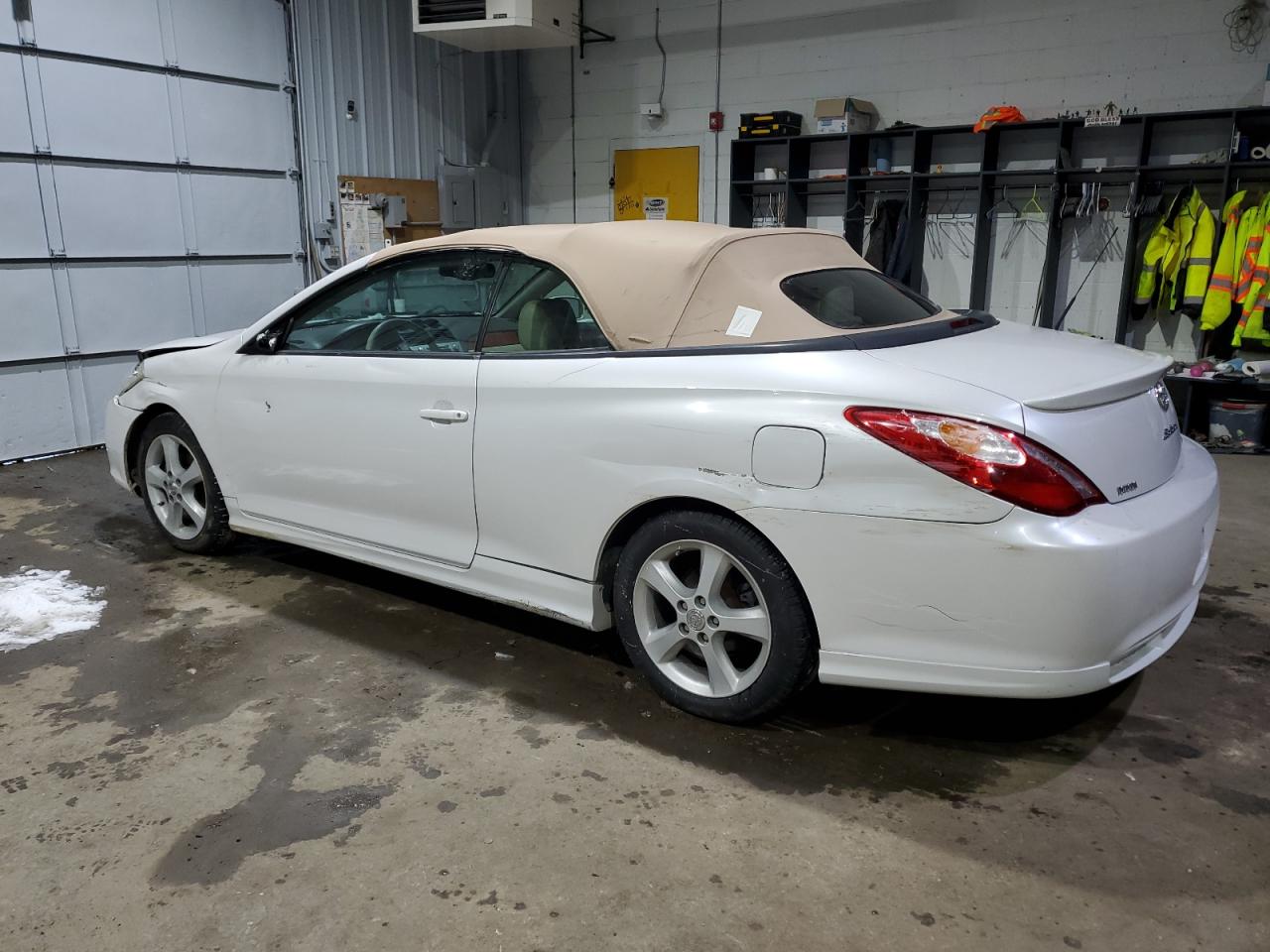 2006 Toyota Camry Solara - Image 2