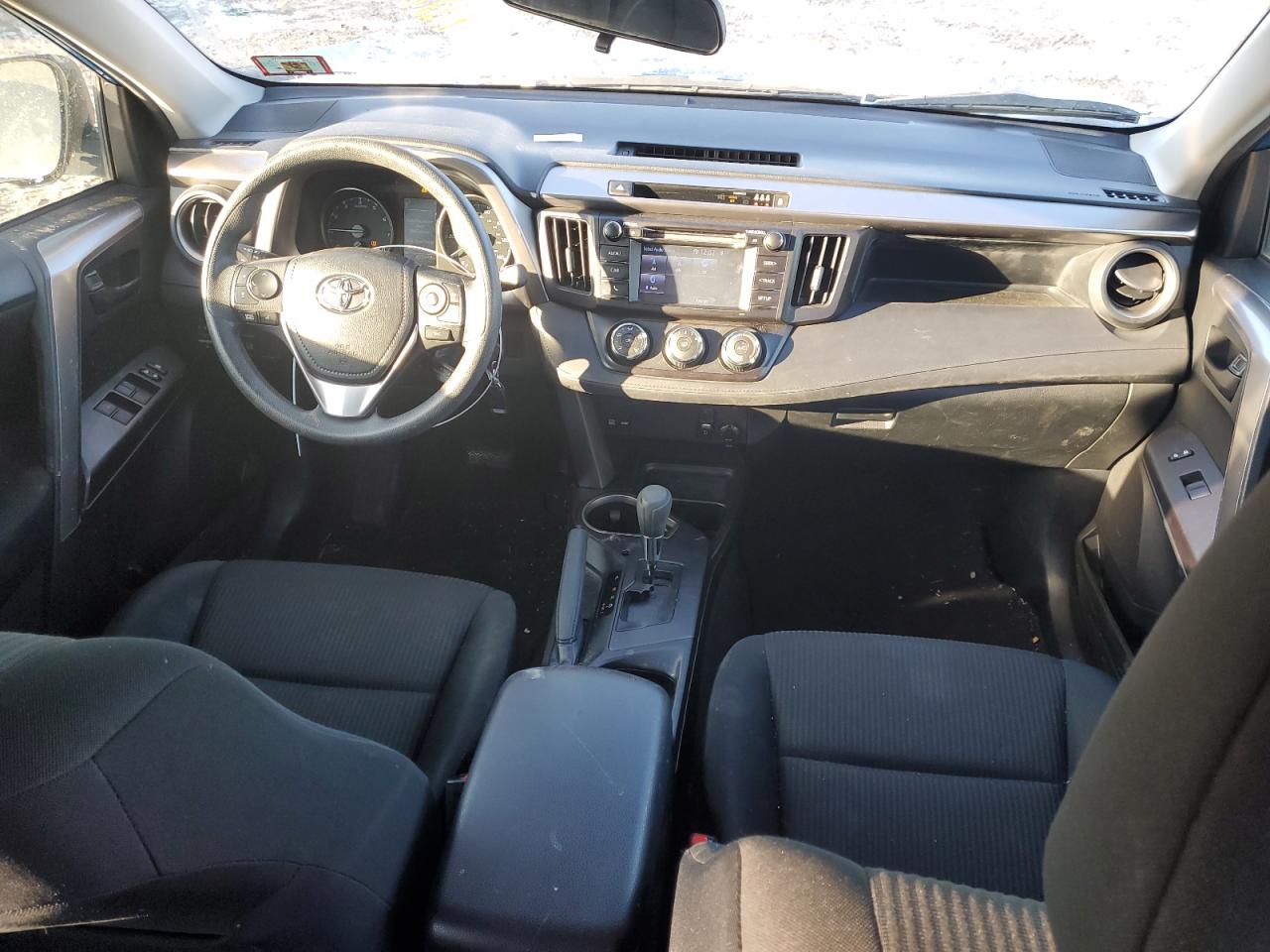 2018 Toyota RAV 4 - Image 8