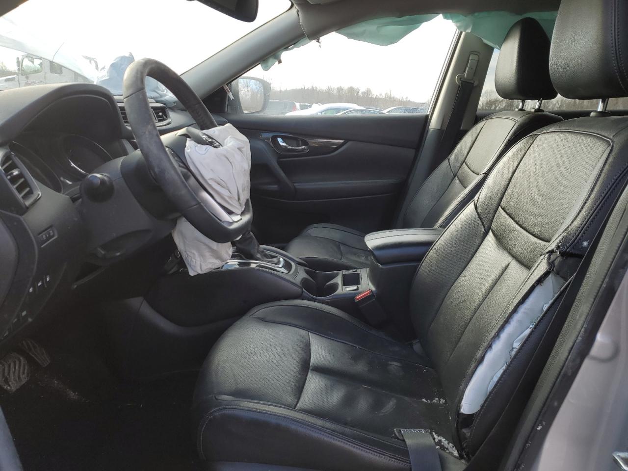 2020 Nissan Rogue - Image 7