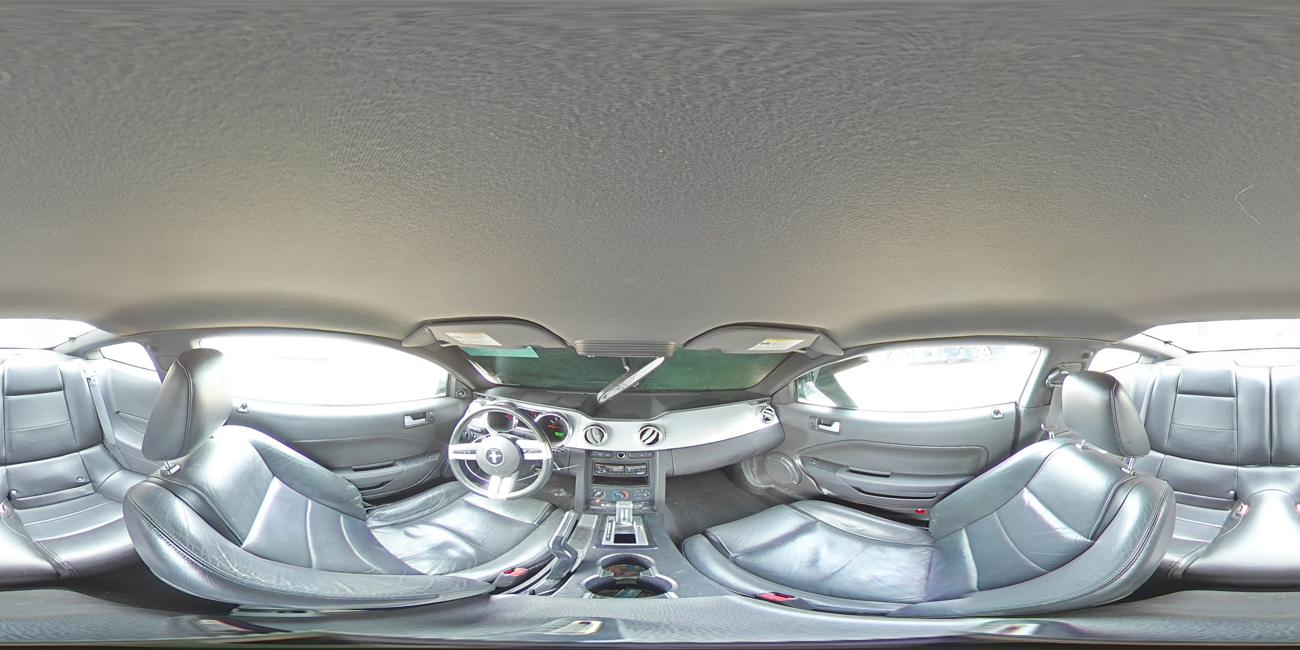 2007 Ford Mustang - Image 13