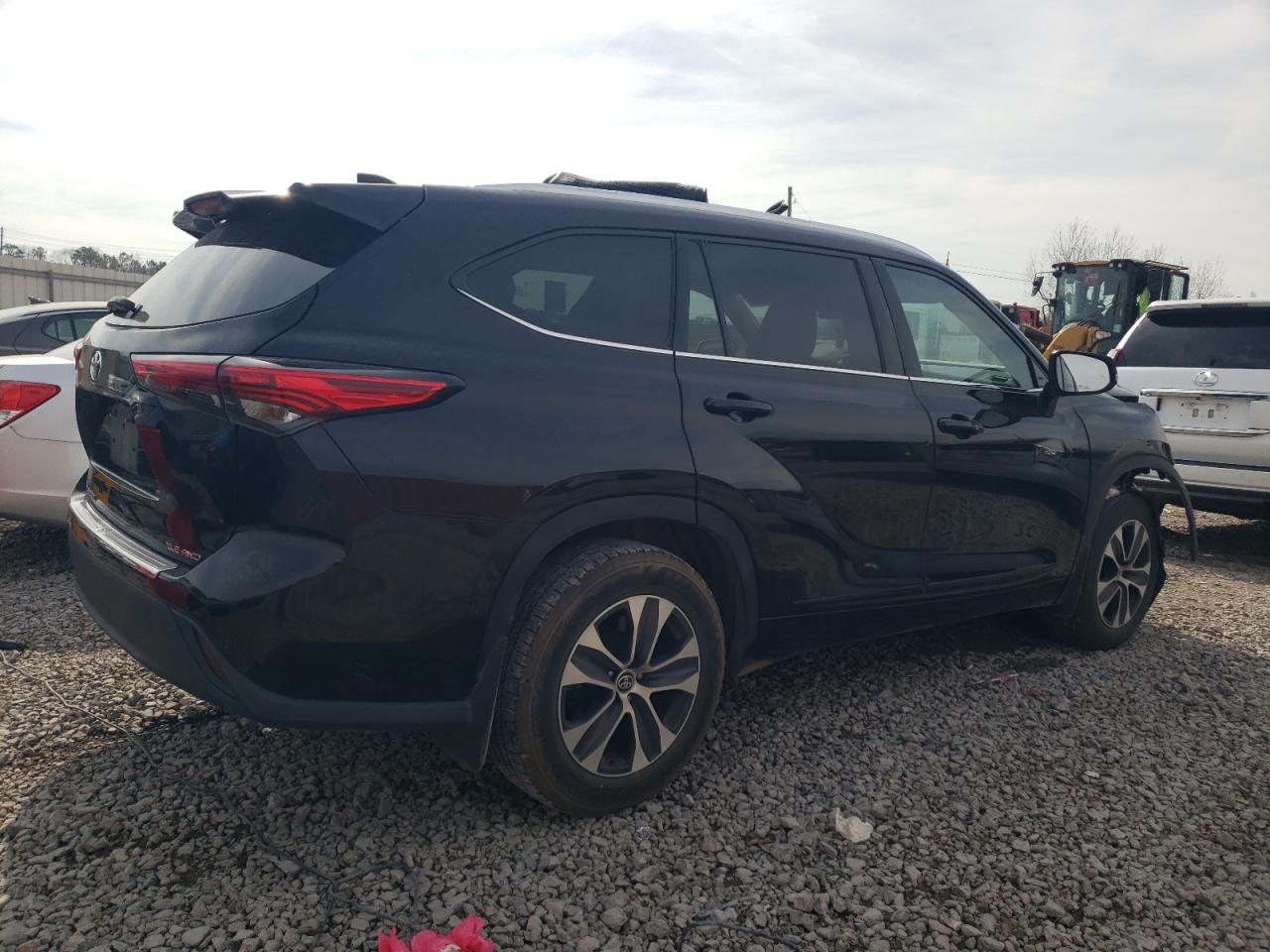 2020 Toyota Highlander - Image 3