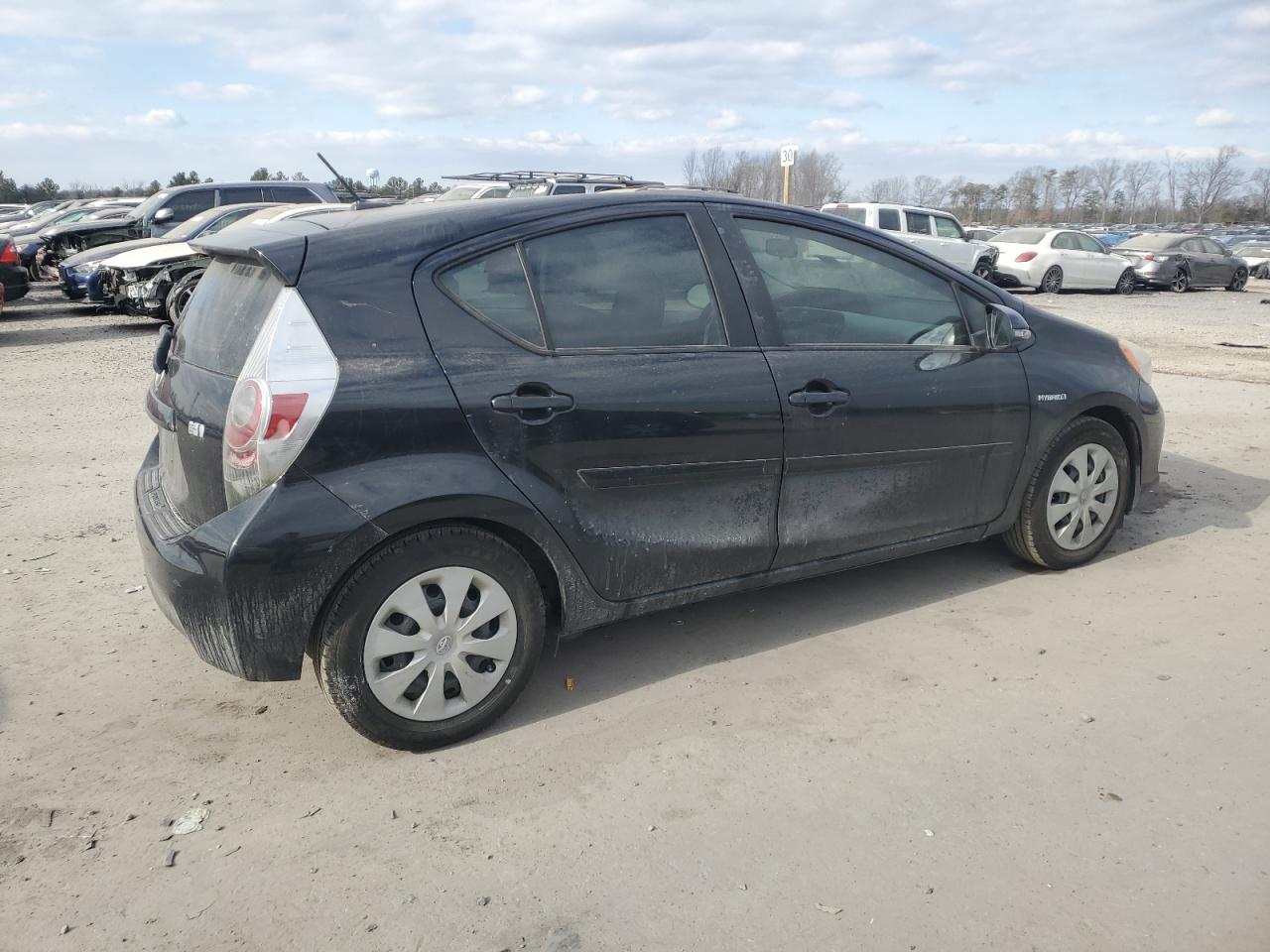 2012 Toyota Prius C VIN: JTDKDTB3XC1019756 Lot: 42408975