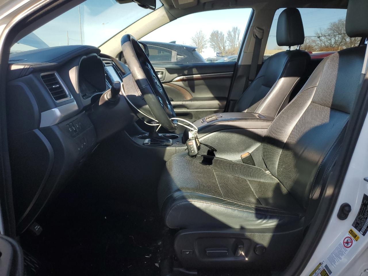 2016 Toyota Highlander - Image 7